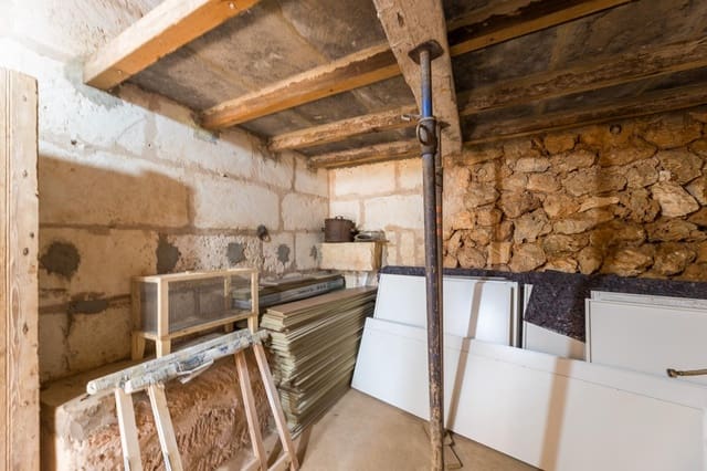 Kommersiell til salgs i Muro - € 480 000 (Ref: 10013337)