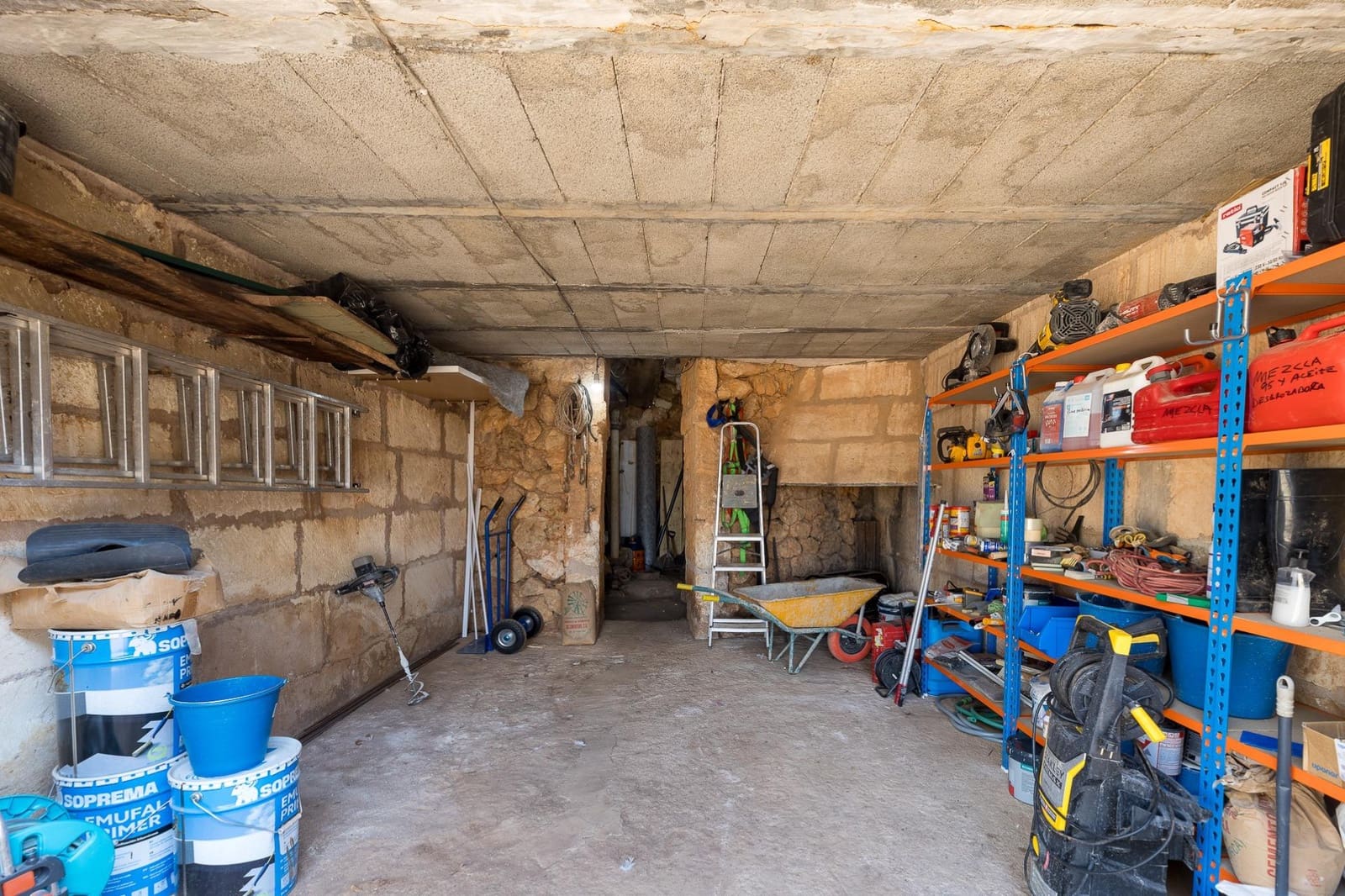 Commercial for sale in Muro - € 480,000 (Ref: 10013337)