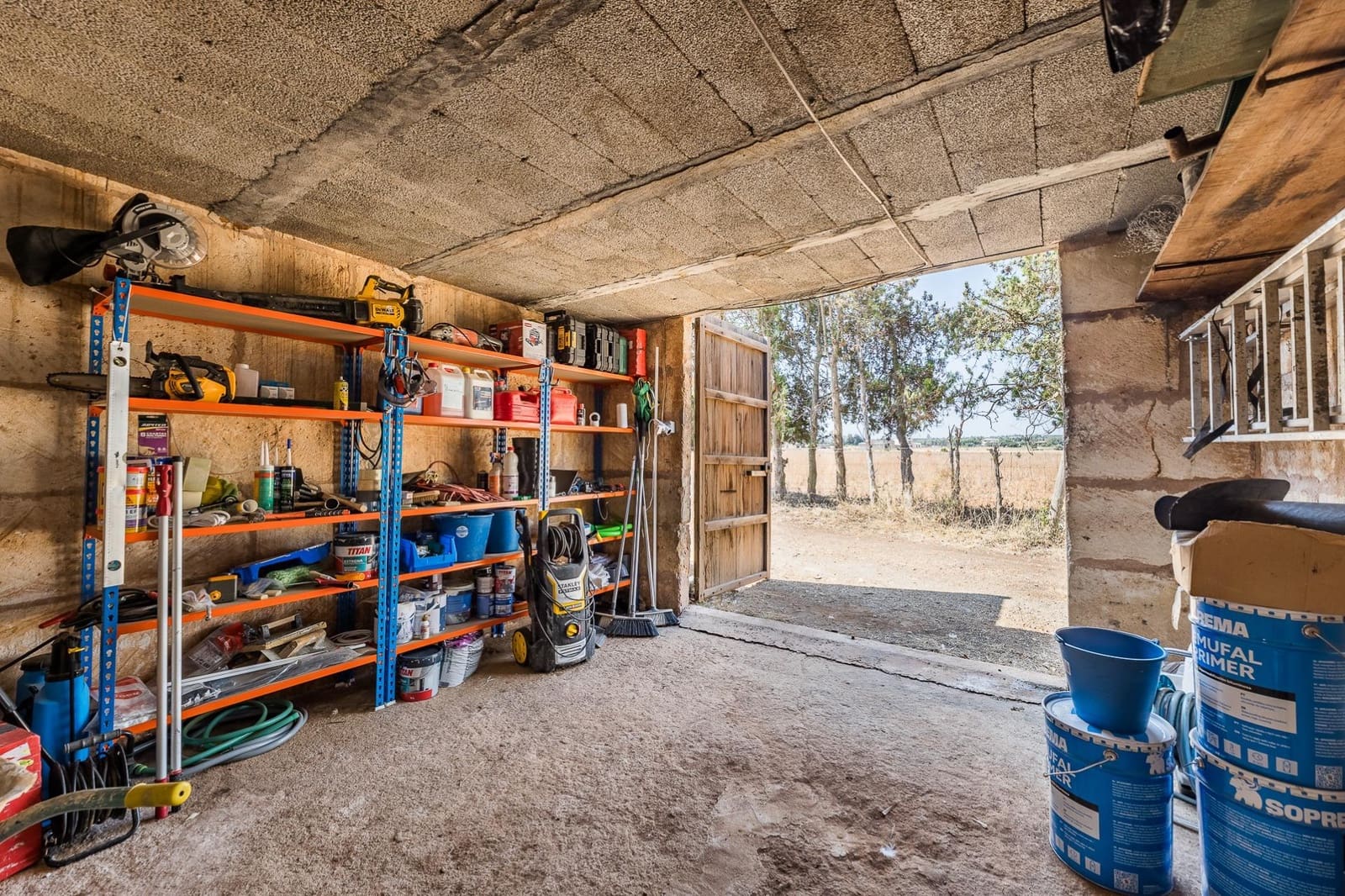 Commercial for sale in Muro - € 480,000 (Ref: 10013337)