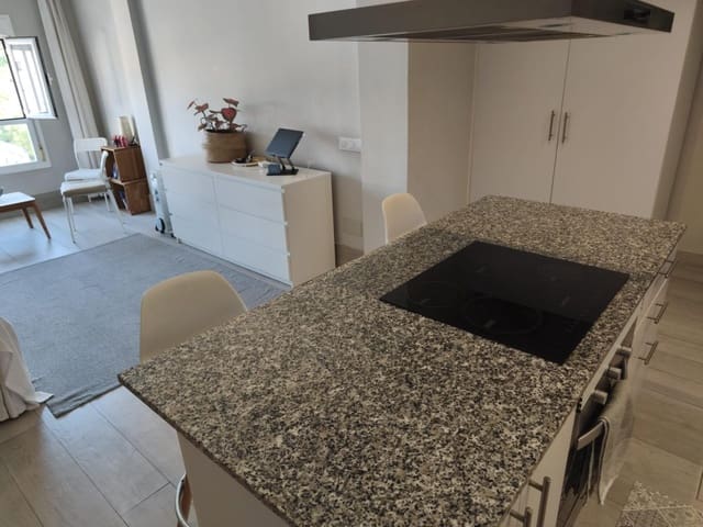 Piso de 2 habitaciones en Santa Catalina, Palma de Mallorca en alquiler - 1.400 € (Ref: 10022476)