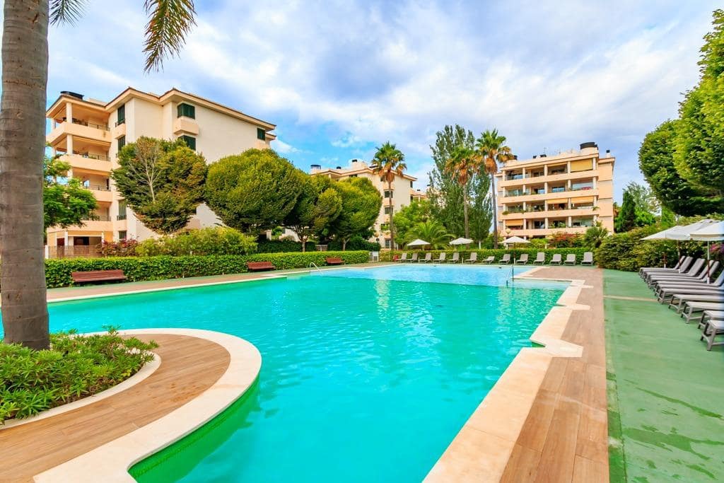 3 makuuhuone Kattohuoneisto vuokrattavana paikassa Palma de Mallorca mukana uima-altaan 
autotalli - 2 000 € (Ref: 10022477)