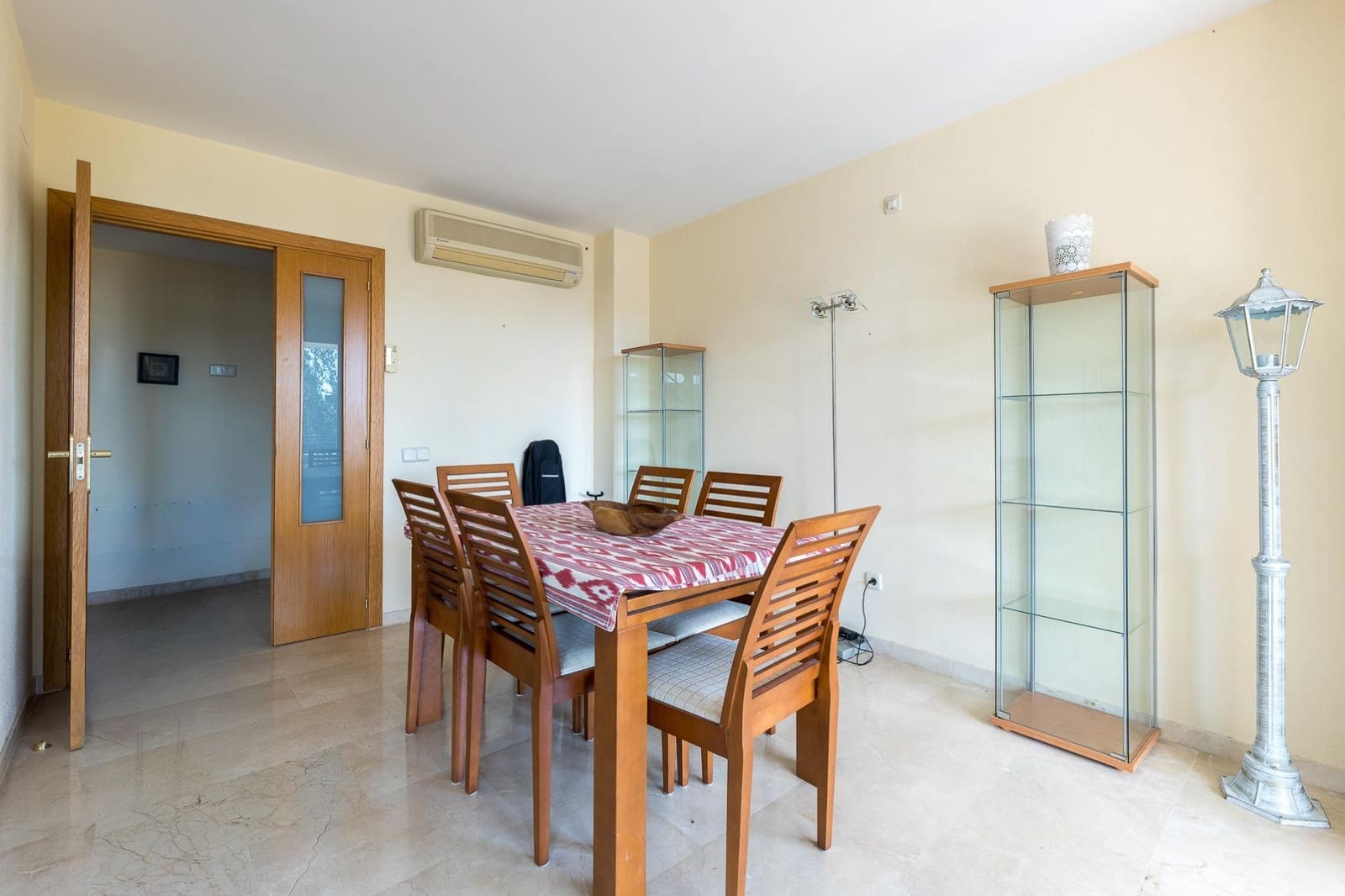 3 makuuhuone Kattohuoneisto vuokrattavana paikassa Palma de Mallorca mukana uima-altaan 
autotalli - 2 000 € (Ref: 10022477)
