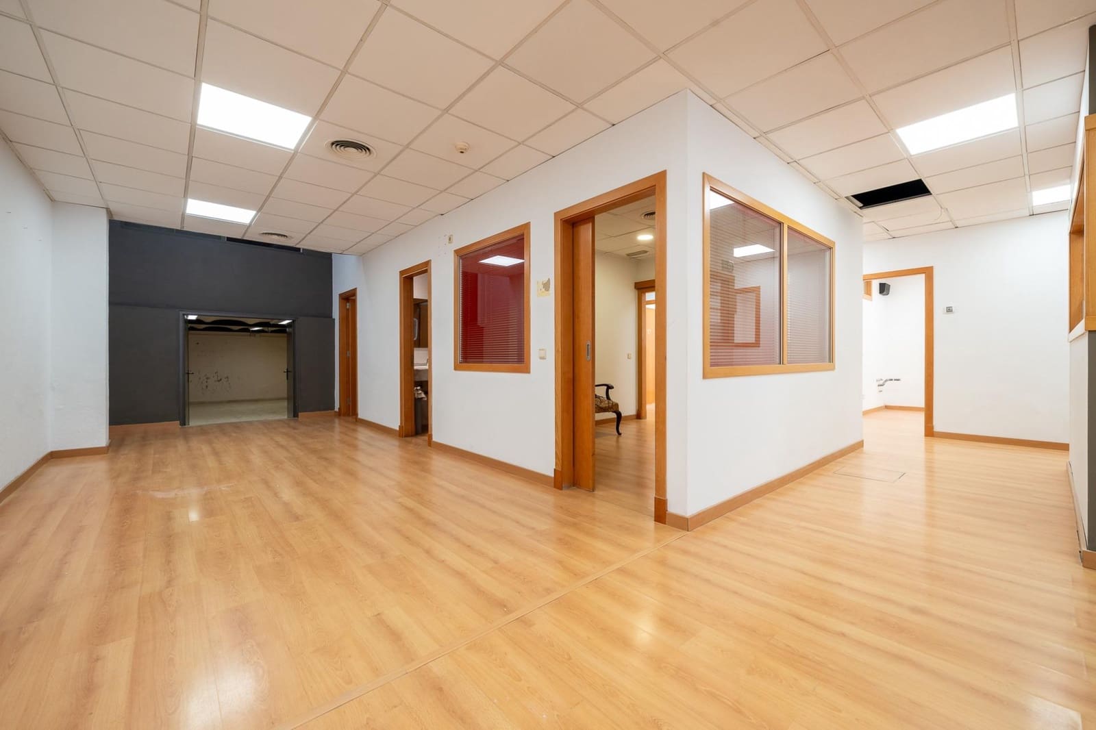 Gewerbe zu vermieten in Palma de Mallorca - 2.500 € (Ref: 10049260)