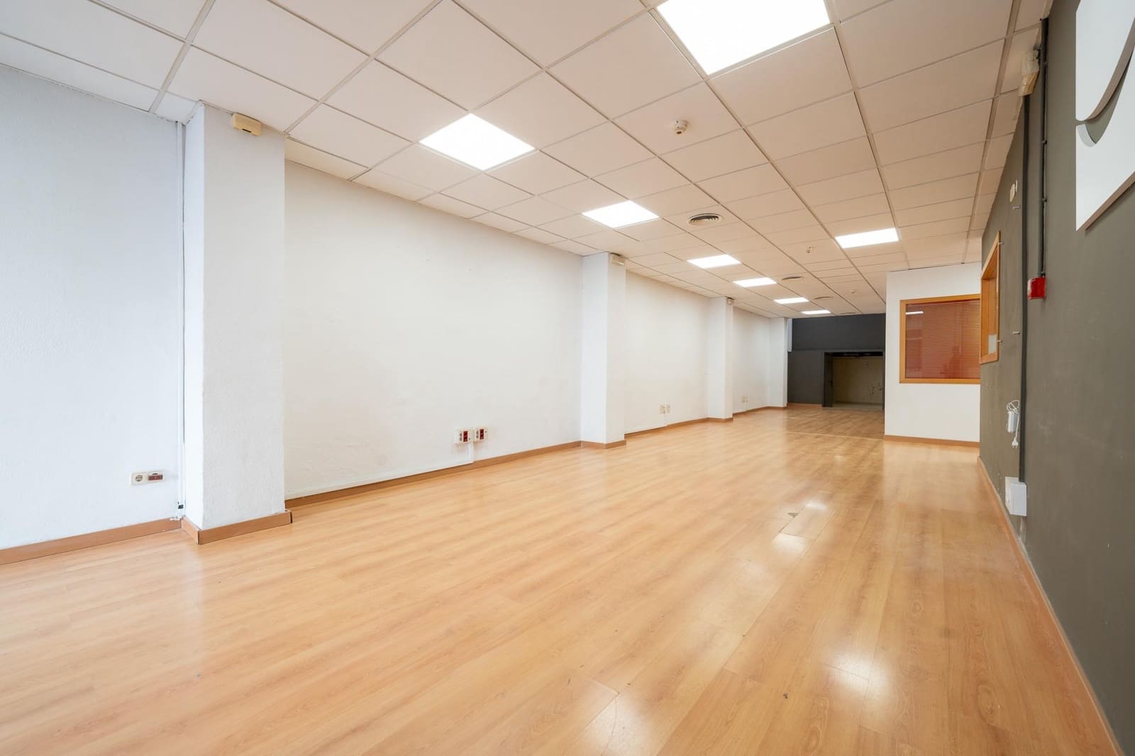 Gewerbe zu vermieten in Palma de Mallorca - 2.500 € (Ref: 10049260)