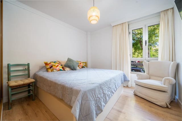 3 bedroom Apartment for sale in Palma de Mallorca - € 375,000 (Ref: 10067924)