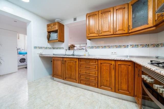 3 bedroom Apartment for sale in Palma de Mallorca - € 375,000 (Ref: 10067924)
