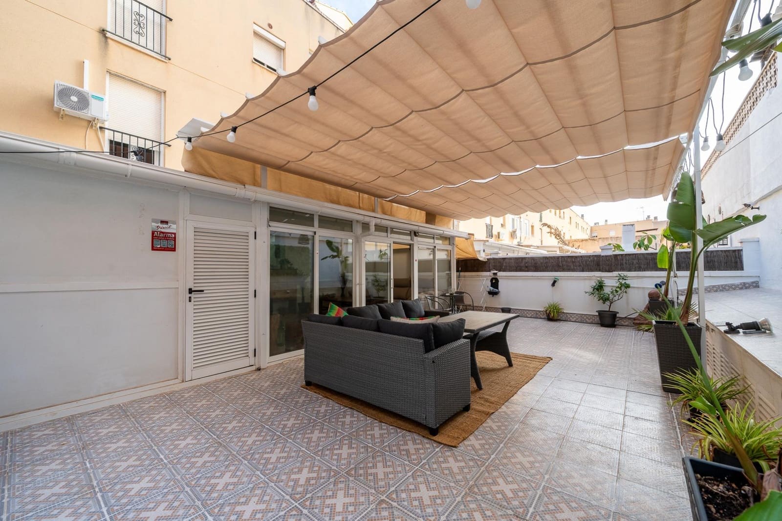 3 bedroom Apartment for sale in Palma de Mallorca - € 375,000 (Ref: 10067924)