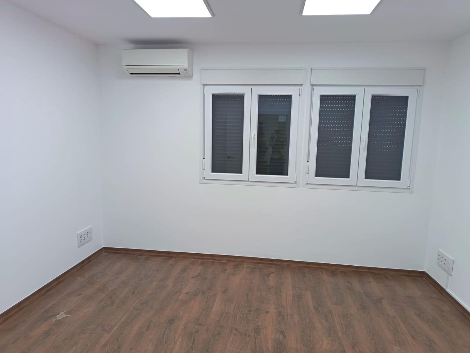 8 Zimmer Büro zu vermieten in Palma de Mallorca - 1.900 € (Ref: 10148846)