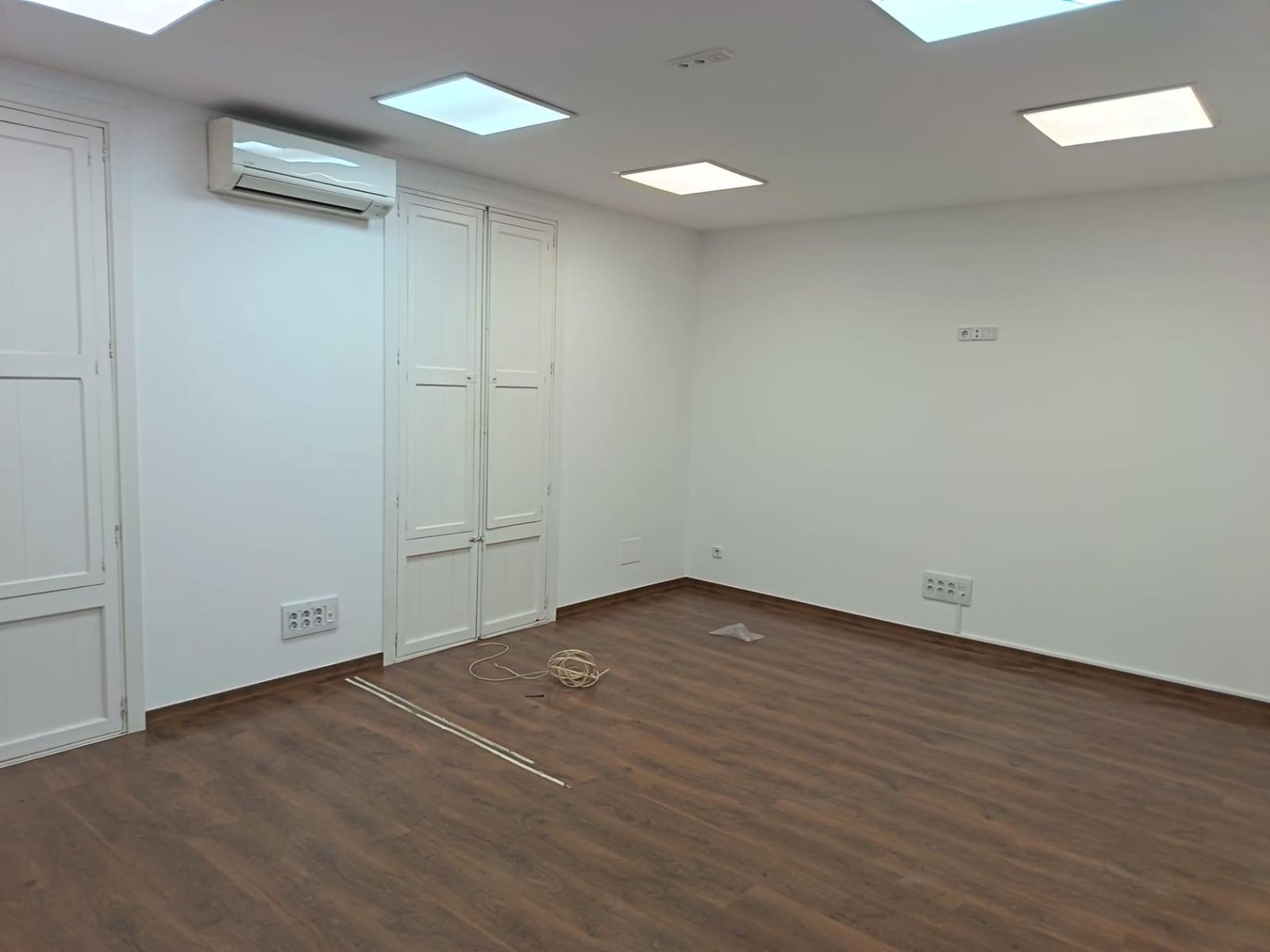 8 Zimmer Büro zu vermieten in Palma de Mallorca - 1.900 € (Ref: 10148846)