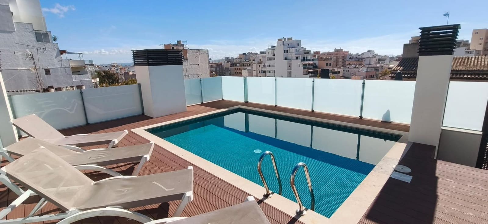 Piso de 2 habitaciones en Palma de Mallorca en alquiler con piscina garaje - 2.350 € (Ref: 10183127)