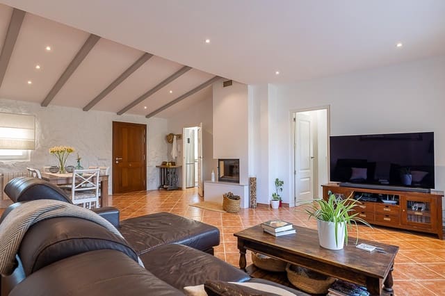 3 sypialnia Finka/Dom wiejski na sprzedaż w Llucmajor z garażem - 840 000 € (Ref: 7576314)