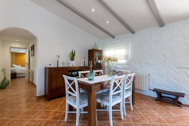 3 sypialnia Finka/Dom wiejski na sprzedaż w Llucmajor z garażem - 840 000 € (Ref: 7576314)