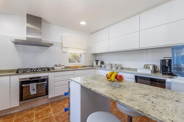 3 sypialnia Finka/Dom wiejski na sprzedaż w Llucmajor z garażem - 840 000 € (Ref: 7576314)