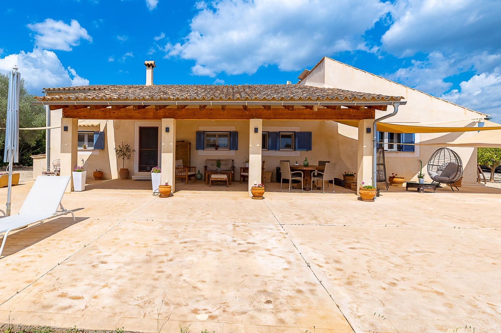 3 sypialnia Finka/Dom wiejski na sprzedaż w Llucmajor z garażem - 840 000 € (Ref: 7576314)