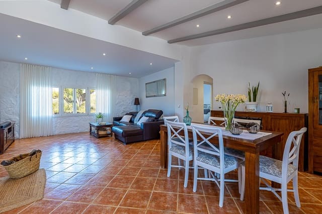 3 soveværelse Finca/Landehus til salg i Llucmajor med garage - € 840.000 (Ref: 7576314)