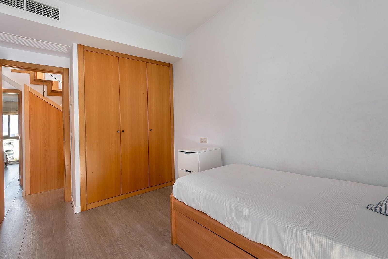 3 slaapkamer Penthouse te huur in Palma de Mallorca met zwembad garage - € 1.950 (Ref: 7825689)