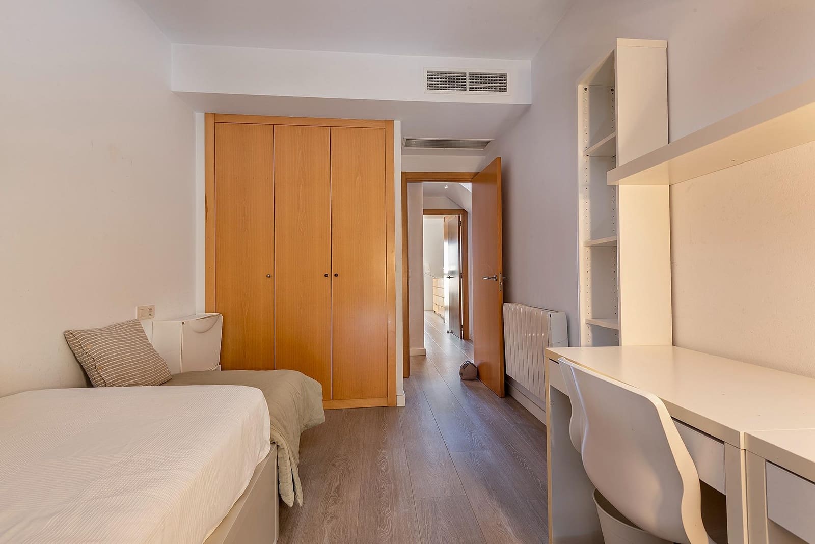 3 slaapkamer Penthouse te huur in Palma de Mallorca met zwembad garage - € 1.950 (Ref: 7825689)