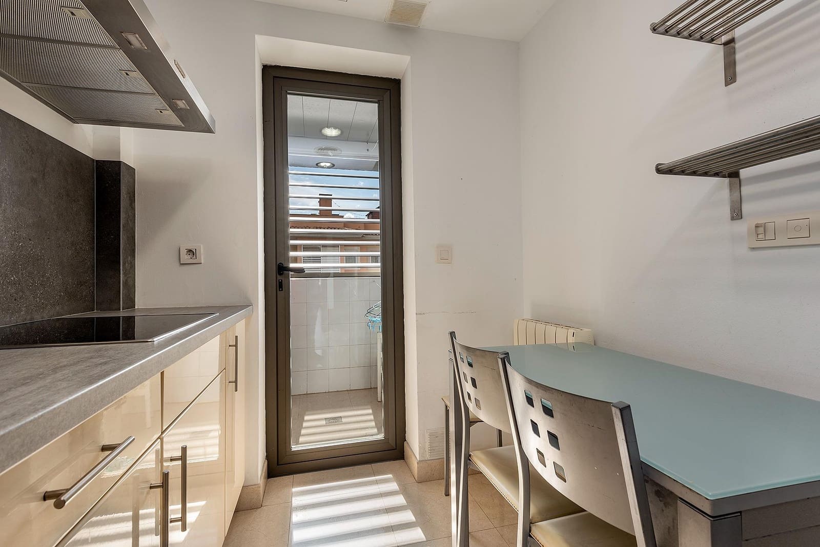 3 slaapkamer Penthouse te huur in Palma de Mallorca met zwembad garage - € 1.950 (Ref: 7825689)