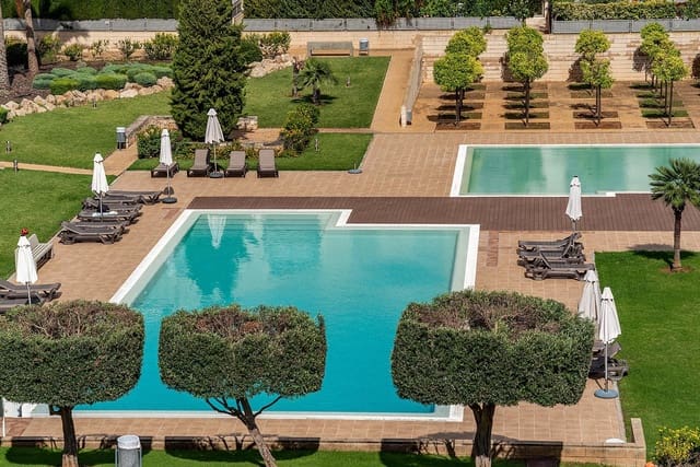 3 slaapkamer Penthouse te huur in Son Pereto, Palma de Mallorca met zwembad garage - € 1.950 (Ref: 7825689)