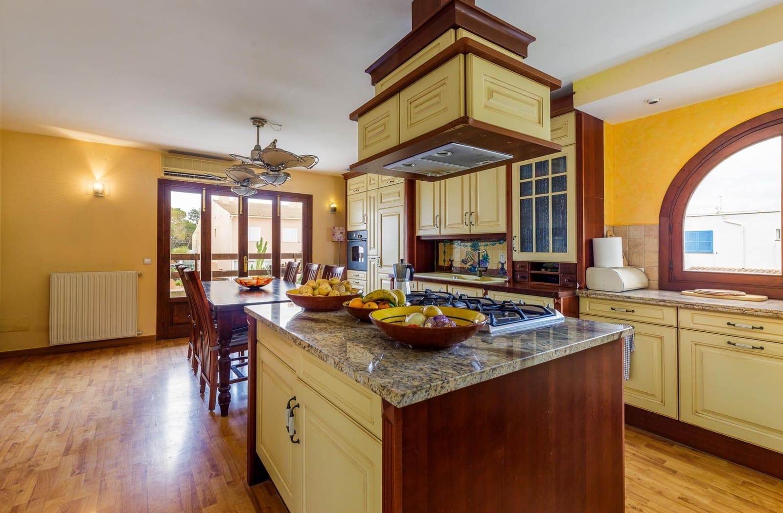 5 soverom Villa til salgs i Colonia de Sant Jordi med garasje - € 890 000 (Ref: 8838847)