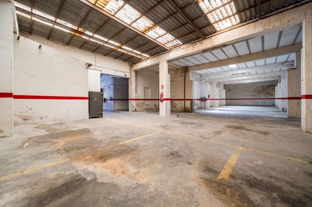 Erhverv til salg i Pere Garau, Palma de Mallorca med garage - € 325.000 (Ref: 9034372)