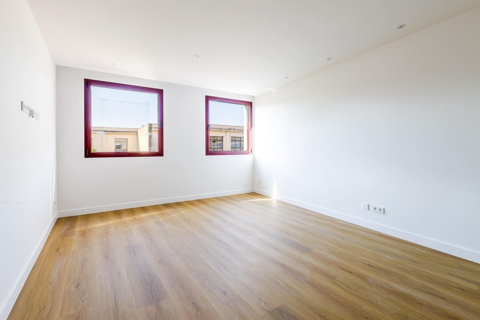 2 bedroom Flat for sale in Palma de Mallorca - € 490,000 (Ref: 9110164)
