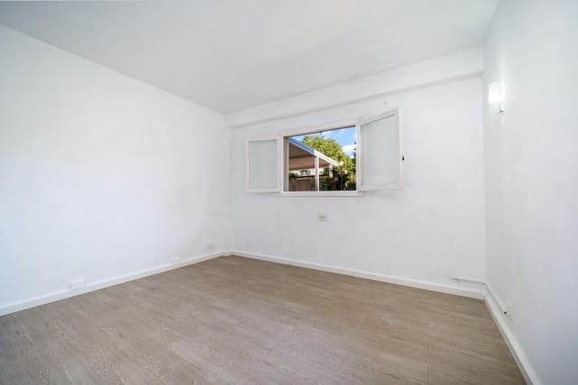 3 soverom Strandleiligheter til salgs i Palmanova, Calvià med garasje - € 520 000 (Ref: 9217239)