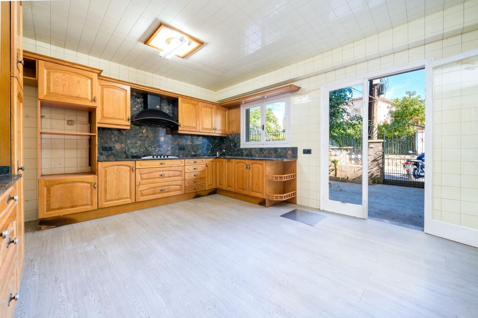 3 soverom Strandleiligheter til salgs i Palmanova med garasje - € 520 000 (Ref: 9217239)