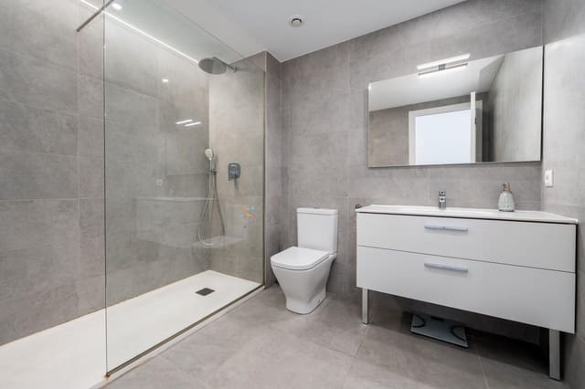 2 sovrum Takvåning till salu i Palma de Mallorca med garage - 560 000 € (Ref: 9240317)