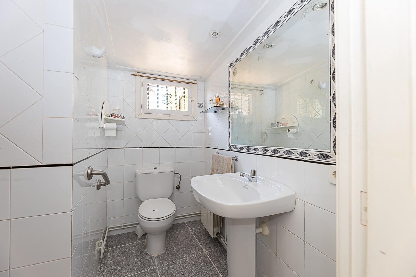 4 soverom Finca/Herregård til salgs i Establiments - € 650 000 (Ref: 9291497)