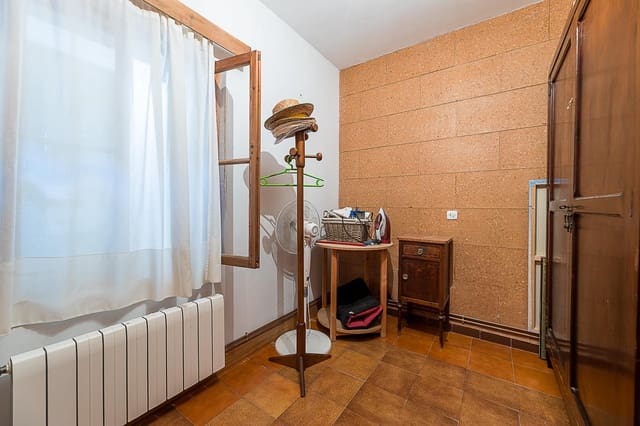 4 soveværelse Finca/Landehus til salg i Establiments, Palma de Mallorca - € 650.000 (Ref: 9291497)