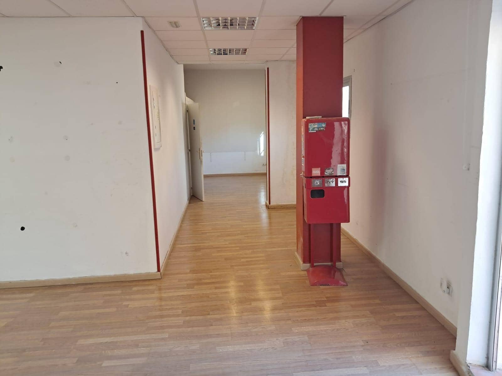 Commercial for rent in Palma de Mallorca - € 1,200 (Ref: 9303413)