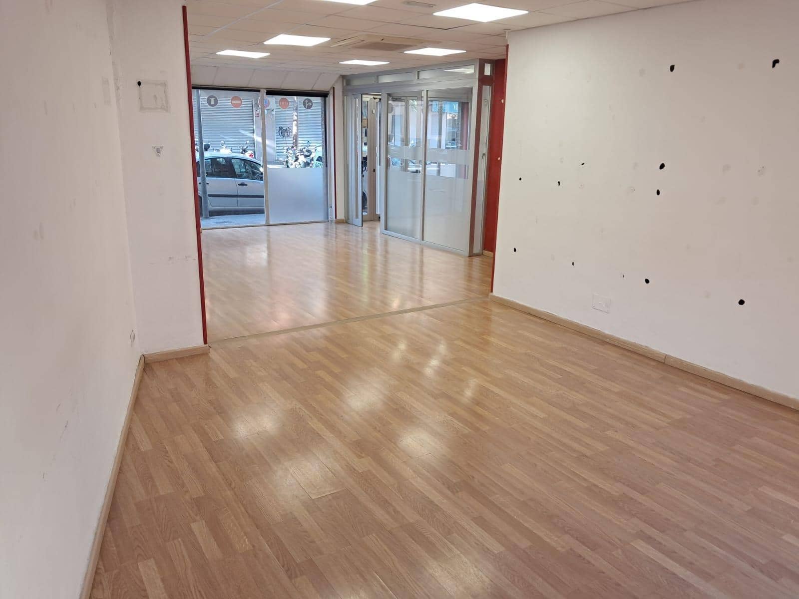 Commercial for rent in Palma de Mallorca - € 1,200 (Ref: 9303413)