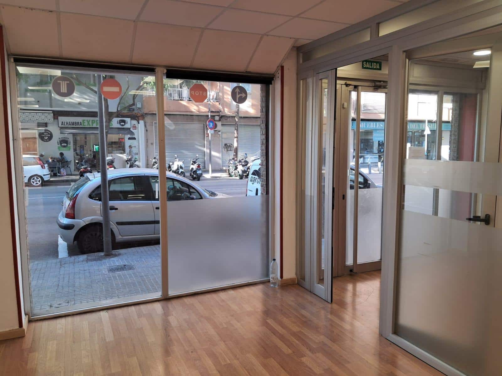Commercial for rent in Palma de Mallorca - € 1,200 (Ref: 9303413)