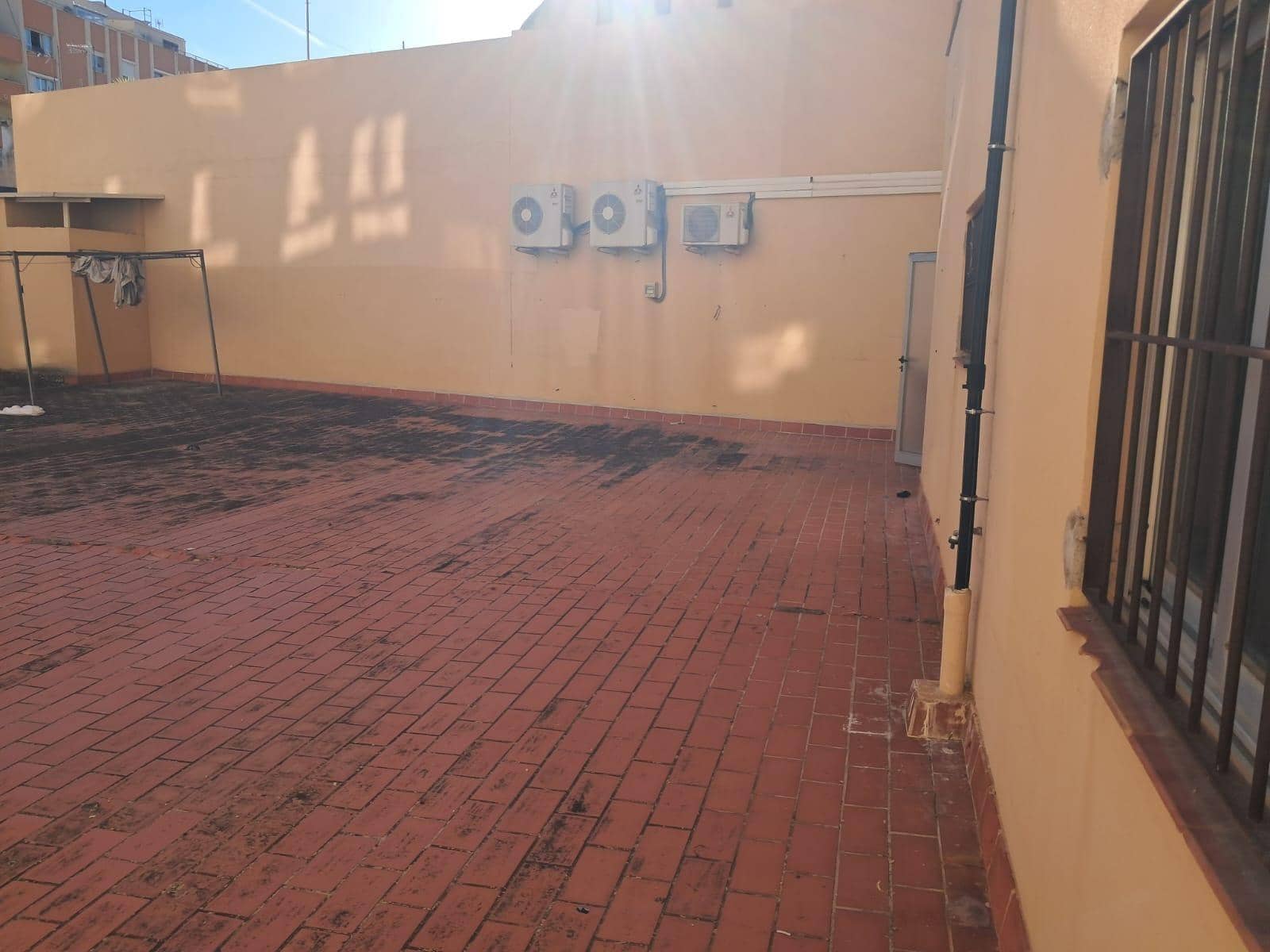 Commercial for rent in Palma de Mallorca - € 1,200 (Ref: 9303413)