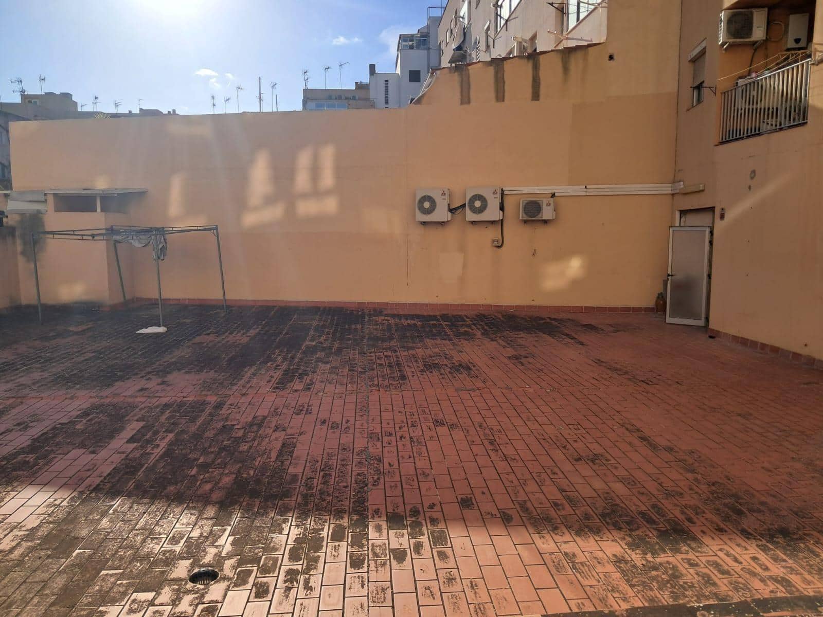 Commercial for rent in Palma de Mallorca - € 1,200 (Ref: 9303413)