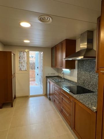 2 makuuhuone Huoneisto vuokrattavana paikassa Palma de Mallorca mukana uima-altaan - 1 950 € (Ref: 9321832)