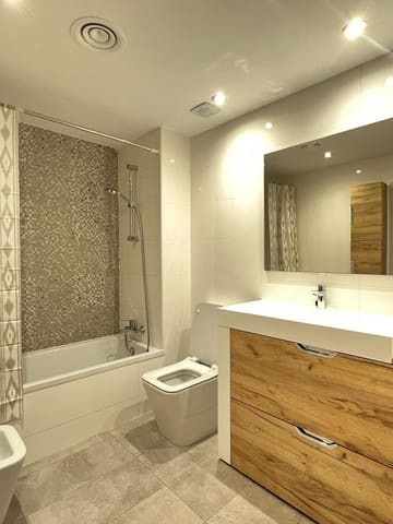 2 makuuhuone Huoneisto vuokrattavana paikassa Palma de Mallorca mukana uima-altaan - 1 950 € (Ref: 9321832)