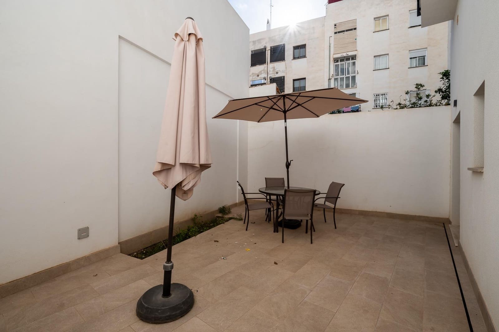 11 bedroom Business for rent in Palma de Mallorca - € 10,000 (Ref: 9375263)