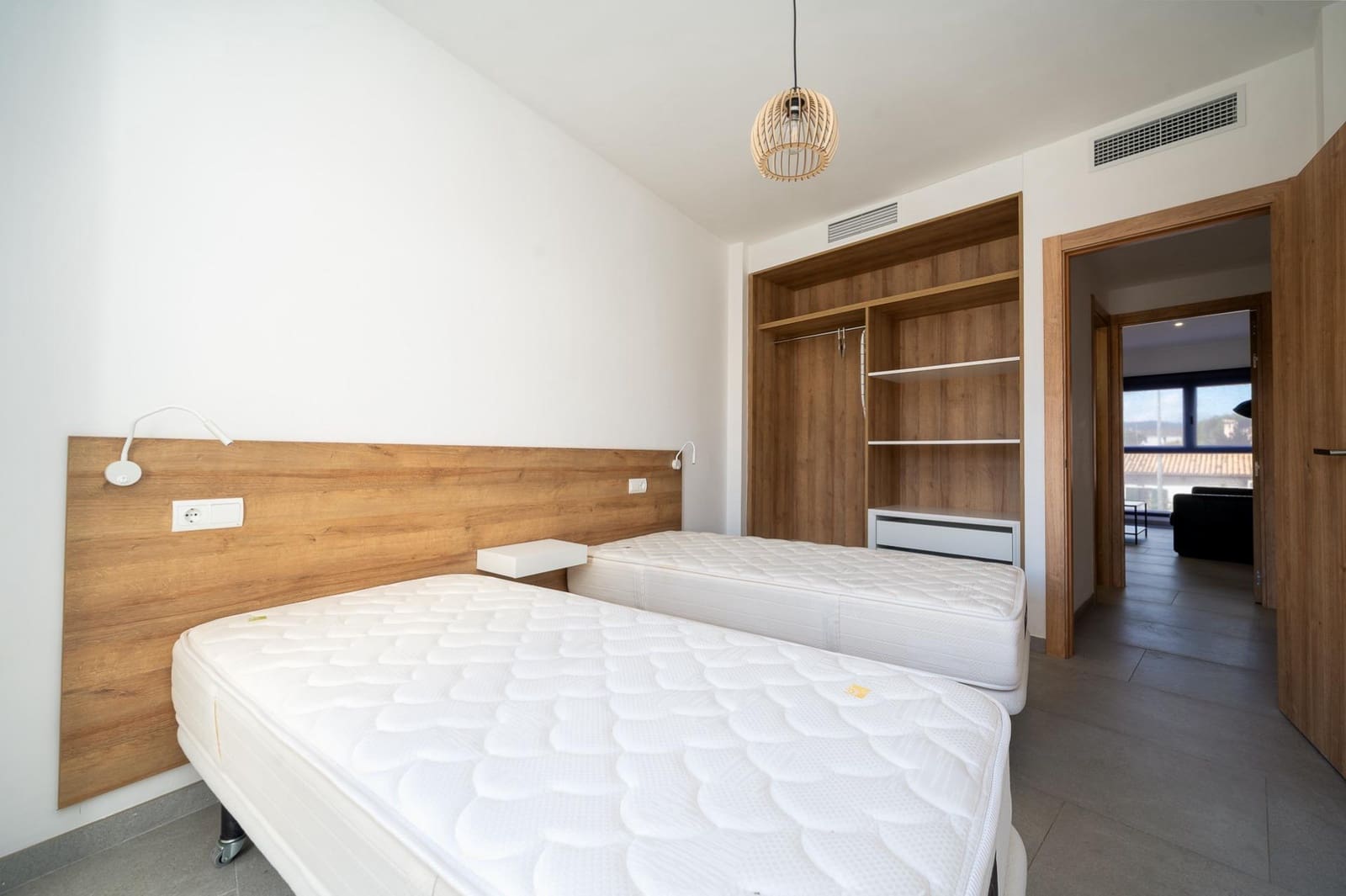 11 bedroom Business for rent in Palma de Mallorca - € 10,000 (Ref: 9375263)