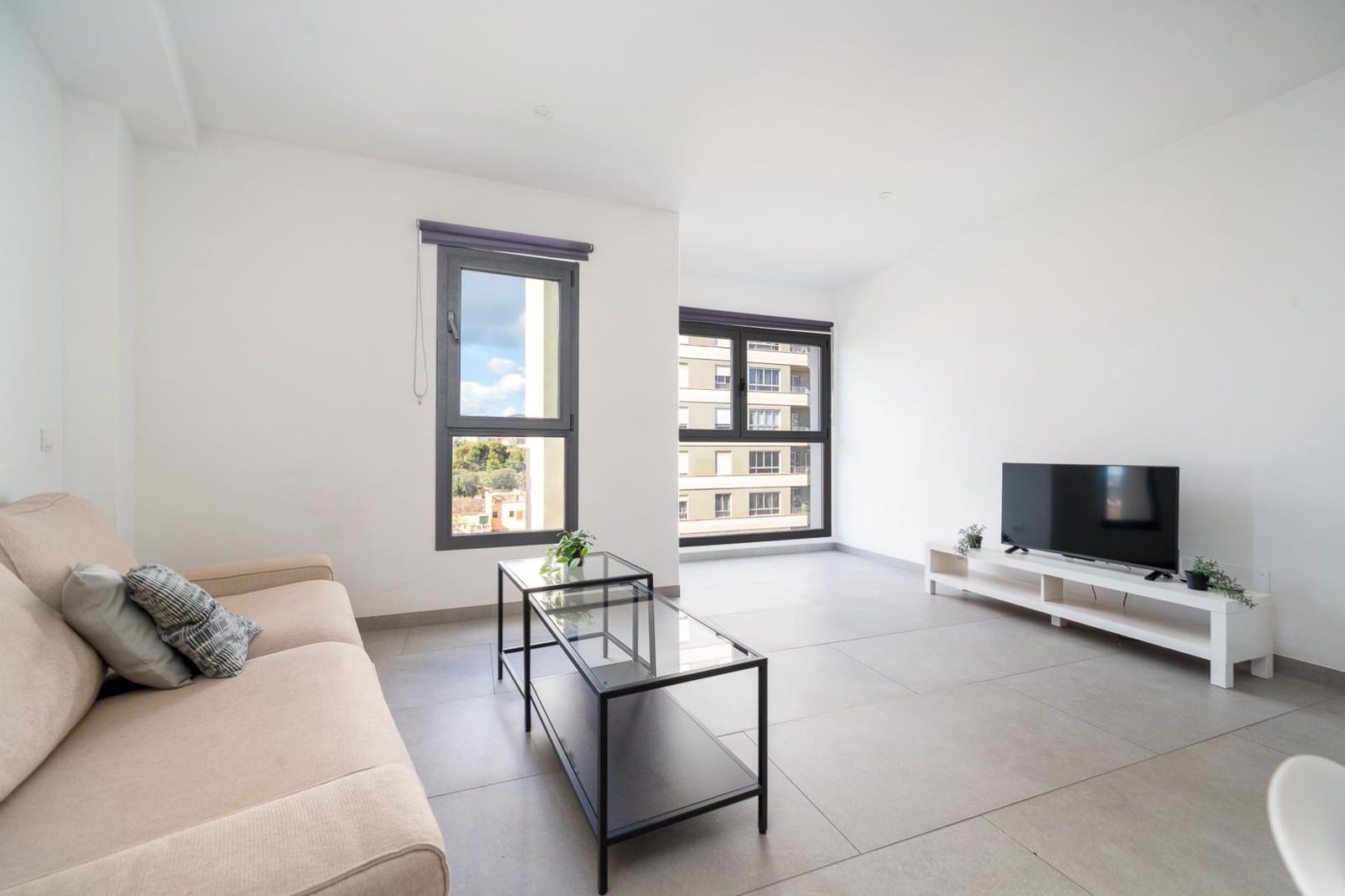 11 bedroom Business for rent in Palma de Mallorca - € 10,000 (Ref: 9375263)