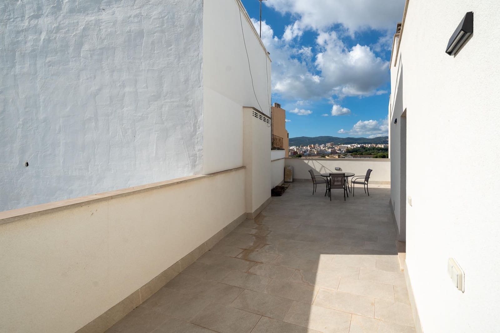 11 bedroom Business for rent in Palma de Mallorca - € 10,000 (Ref: 9375263)