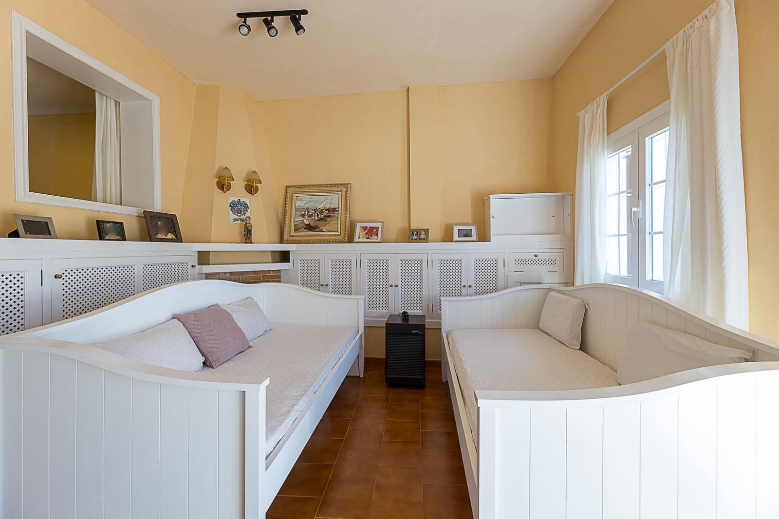 4 soveværelse Semi-Rækkehus til salg i Costa d'en Blanes med swimmingpool garage - € 1.450.000 (Ref: 9382774)