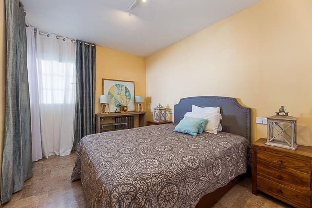 4 sypialnia Dom blizniak na sprzedaż w Costa d'en Blanes, Calvià z basenem garażem - 1 450 000 € (Ref: 9382774)