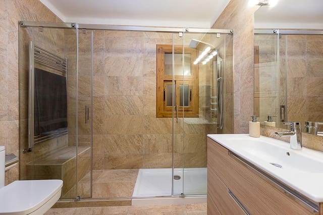 4 sypialnia Dom blizniak na sprzedaż w Costa d'en Blanes, Calvià z basenem garażem - 1 450 000 € (Ref: 9382774)