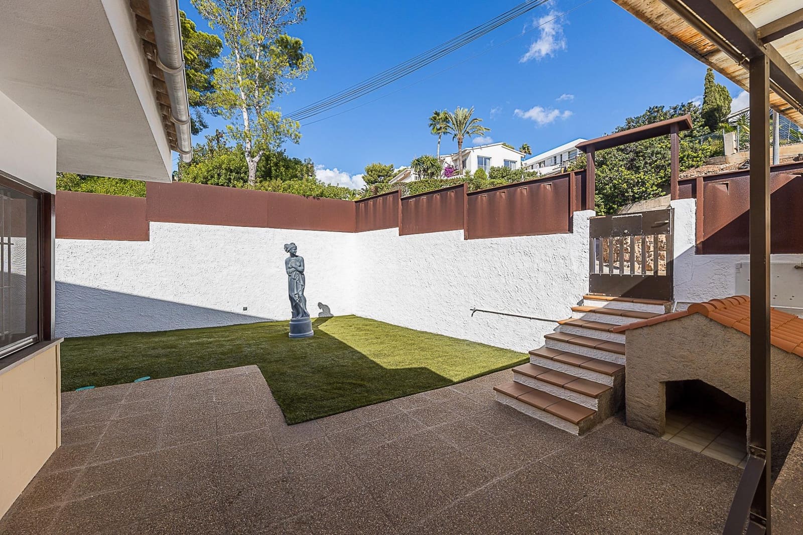 4 soveværelse Semi-Rækkehus til salg i Costa d'en Blanes med swimmingpool garage - € 1.450.000 (Ref: 9382774)