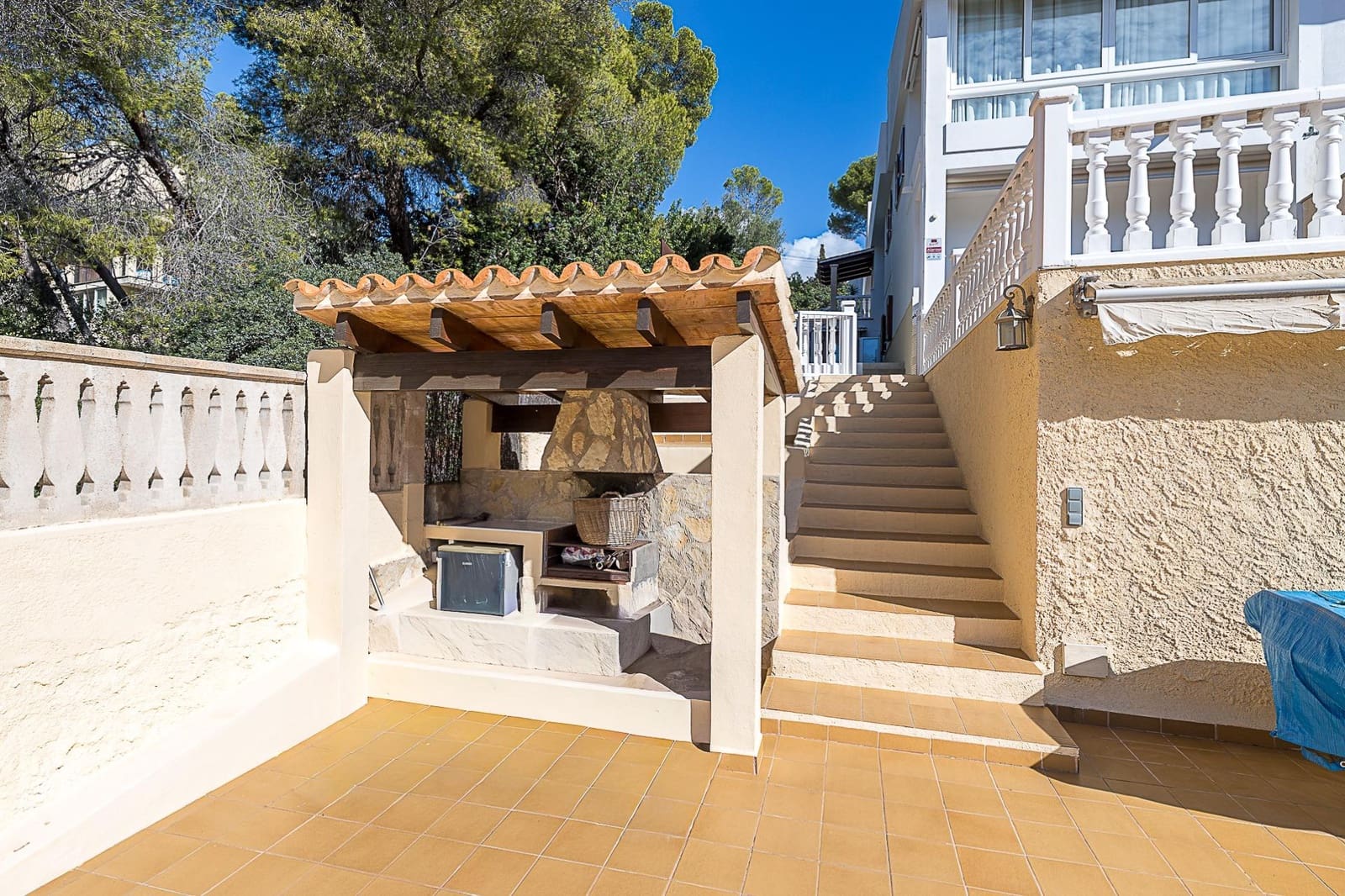 4 soveværelse Semi-Rækkehus til salg i Costa d'en Blanes med swimmingpool garage - € 1.450.000 (Ref: 9382774)