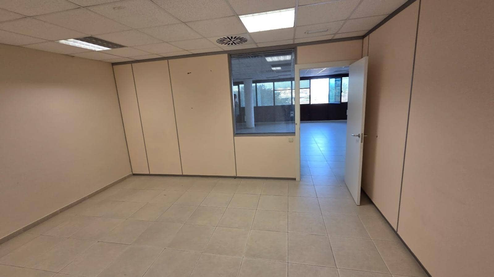 Oficina en Palma de Mallorca en alquiler - 2.200 € (Ref: 9431030)