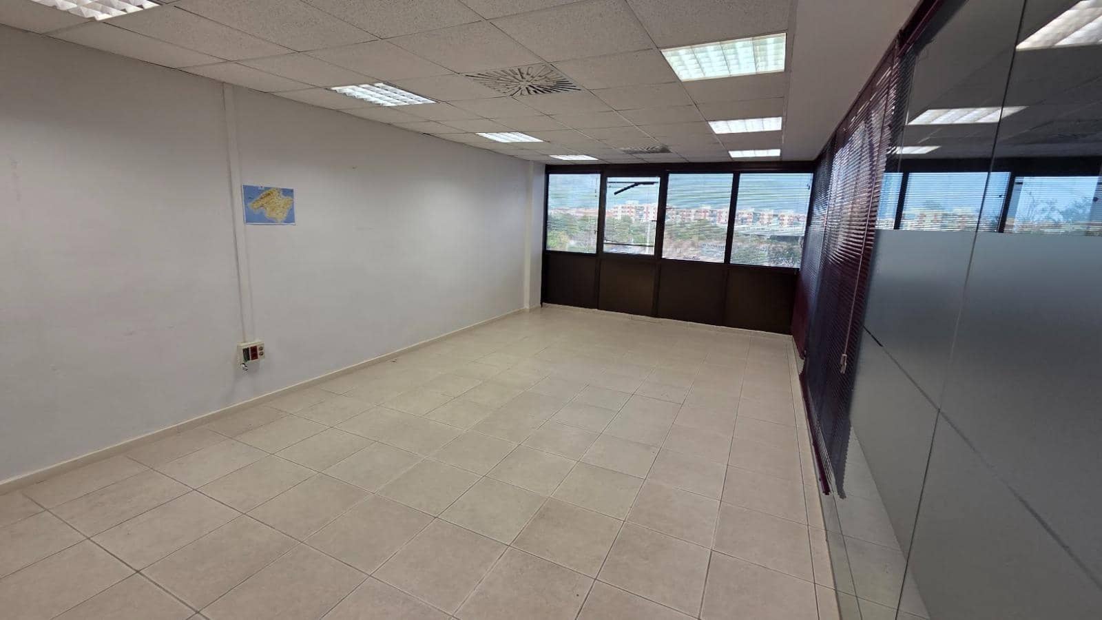 Oficina en Palma de Mallorca en alquiler - 2.200 € (Ref: 9431030)
