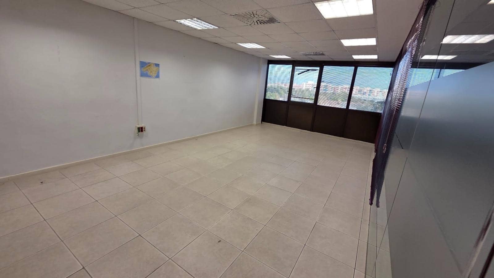 Oficina en Palma de Mallorca en alquiler - 2.200 € (Ref: 9431030)